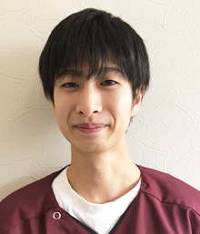 歯科医師 中山舜